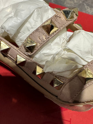 Valentino Garavani Women's Rockstud T-Strap Pointed Toe Pump Pink Size 5