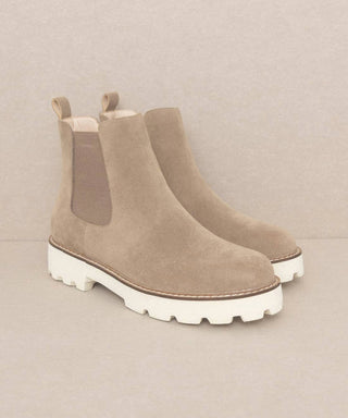 Oasis Society - Women's Gianna Chunky Sole Chelsea Boot