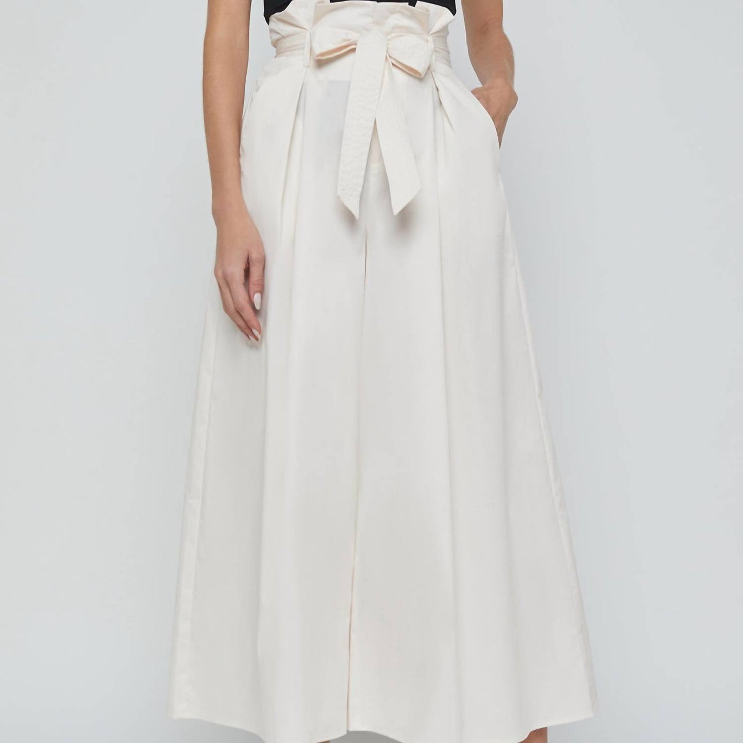 L'Agence - Lowen Paperbag Crop Pant