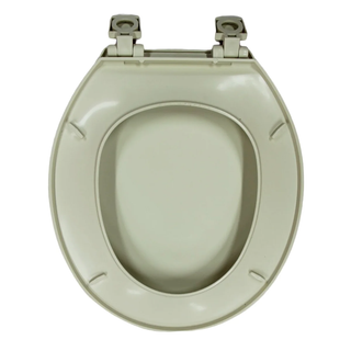 Hard Plastic Toilet Seat With Beveled Edges