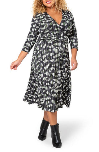 Leota Women's Amiya Midi Dress Black Size 3X