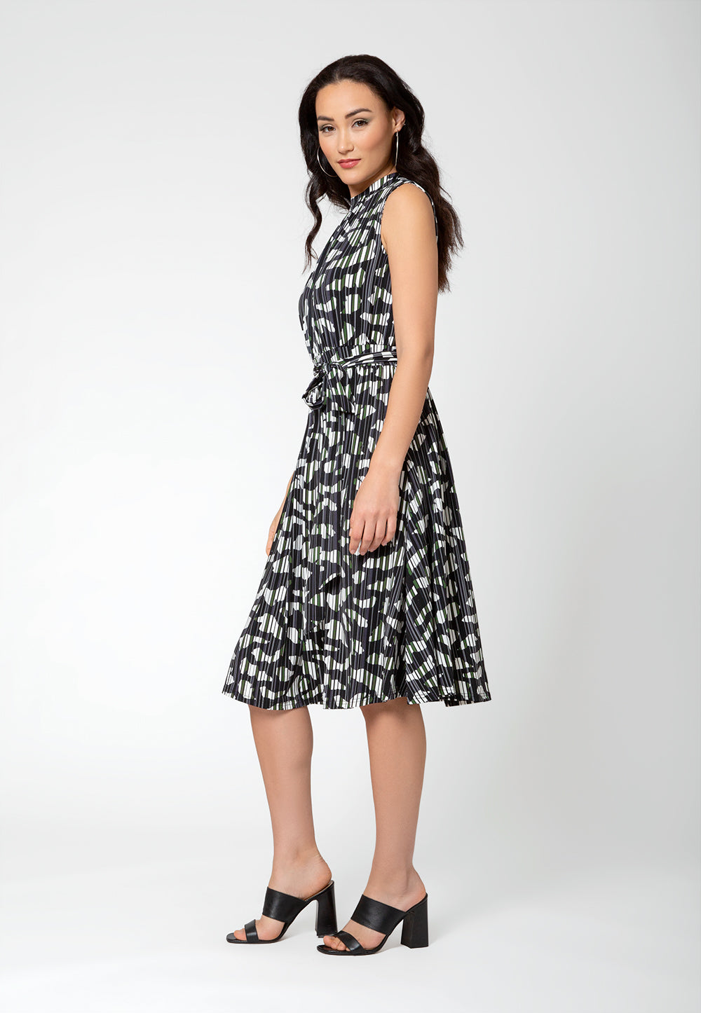 Leota Women's Sleeveless Mindy Midi Dress Gray