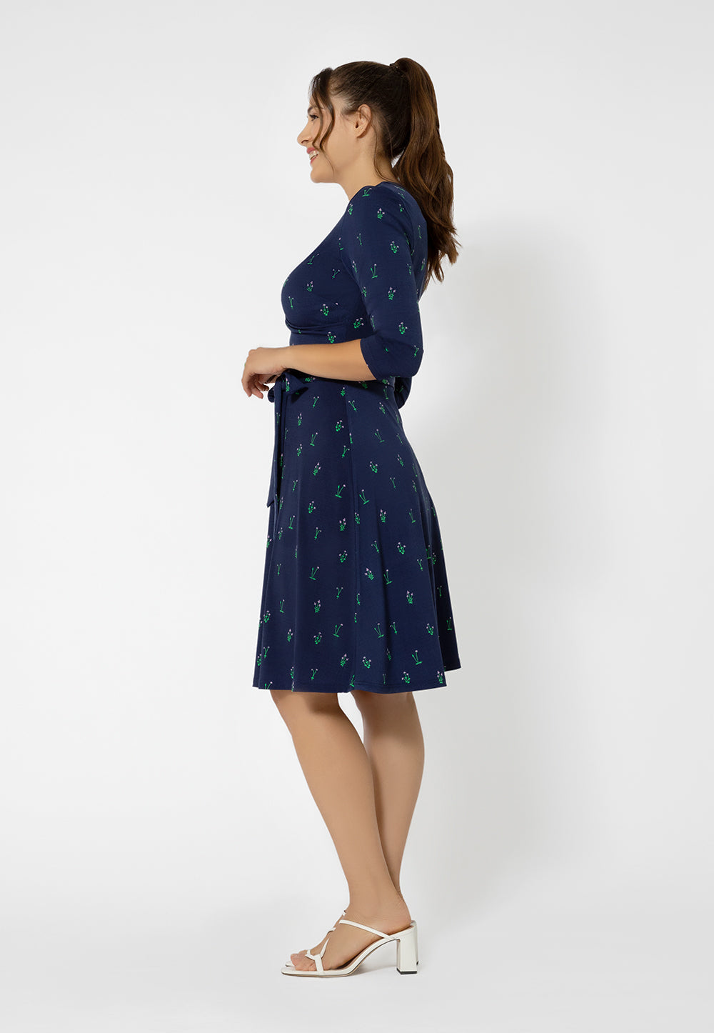 Leota Women's Short Sleeve Perfect Wrap Dress Blue