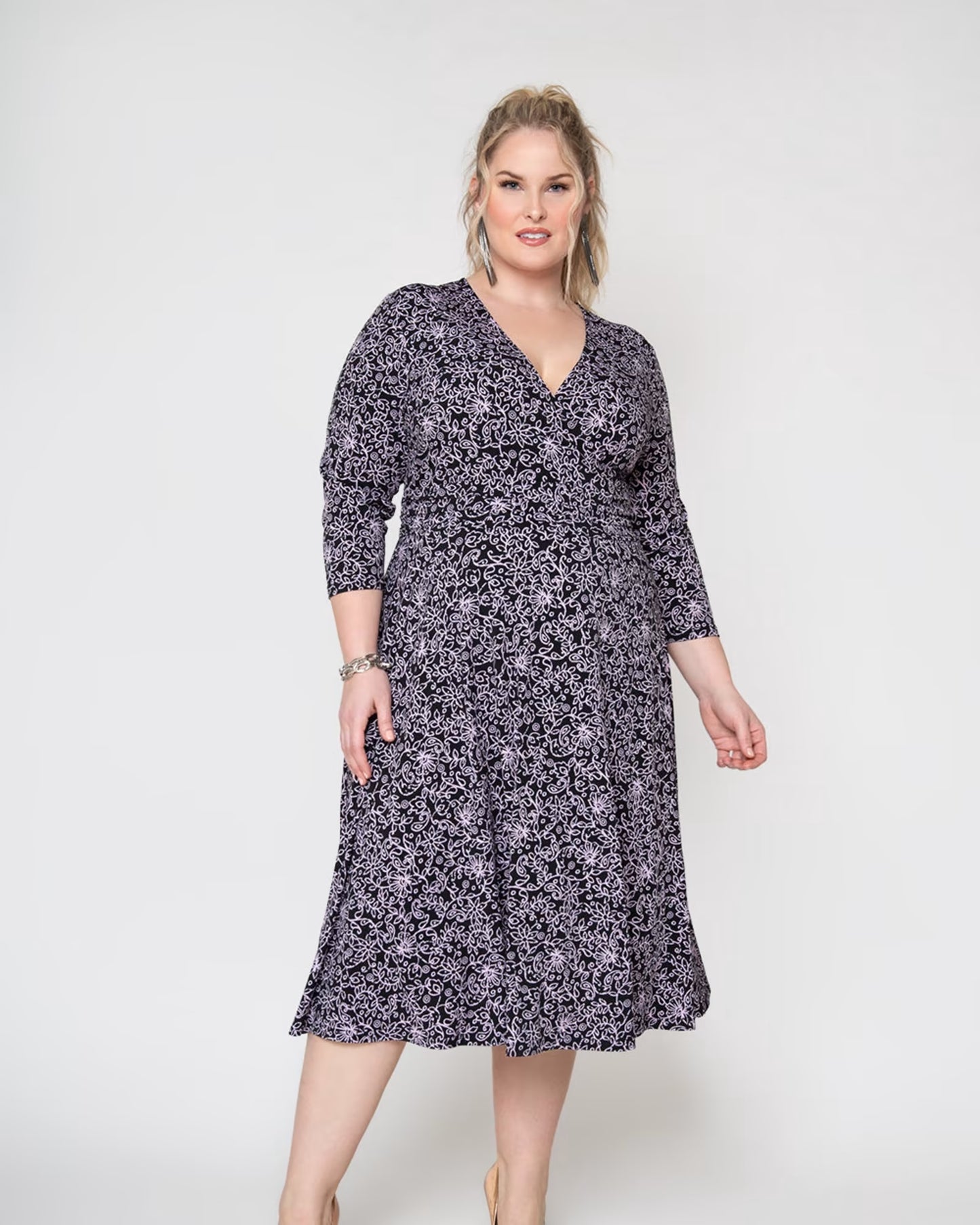 Leota Women's Amiya 3/4 Sleeve Midi Dress Black Size 2X