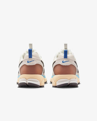 Nike - Women's Zoom Vomero 5 Premium Sneaker