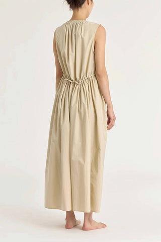 Black Crane - Pleated V Neck Maxi Dress