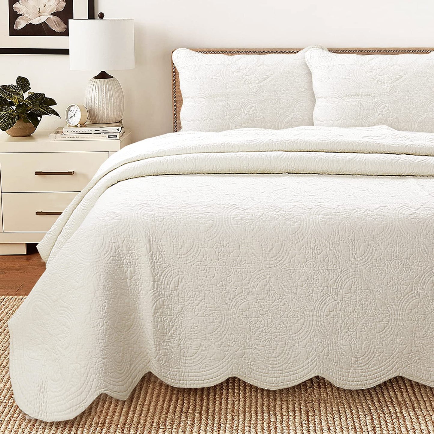 Victorian Medallion Solid Ivory Embossed Cotton Quilt Set  Oversized King