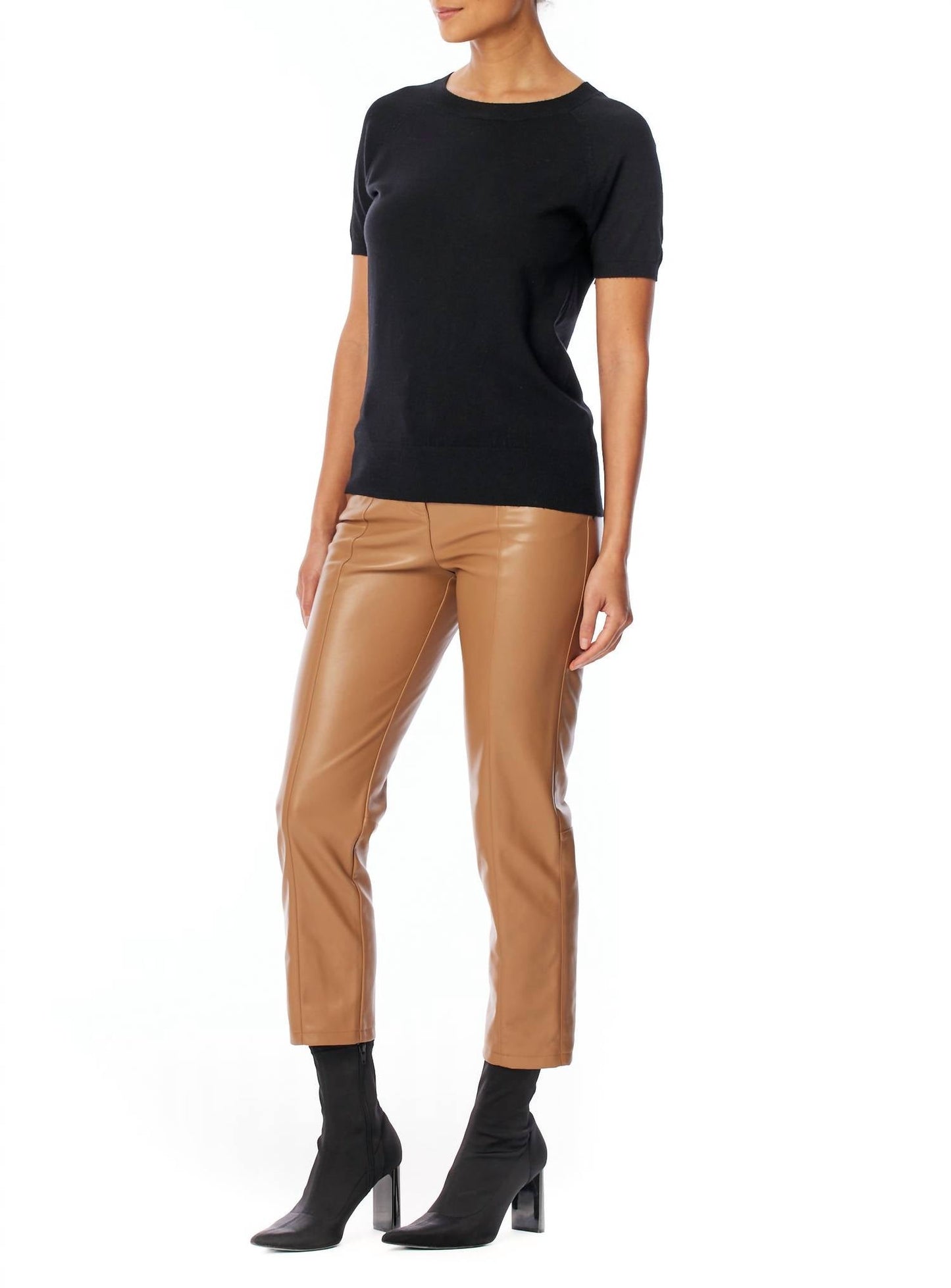 Lblc The Label - Alex Short Sleeve Sweater
