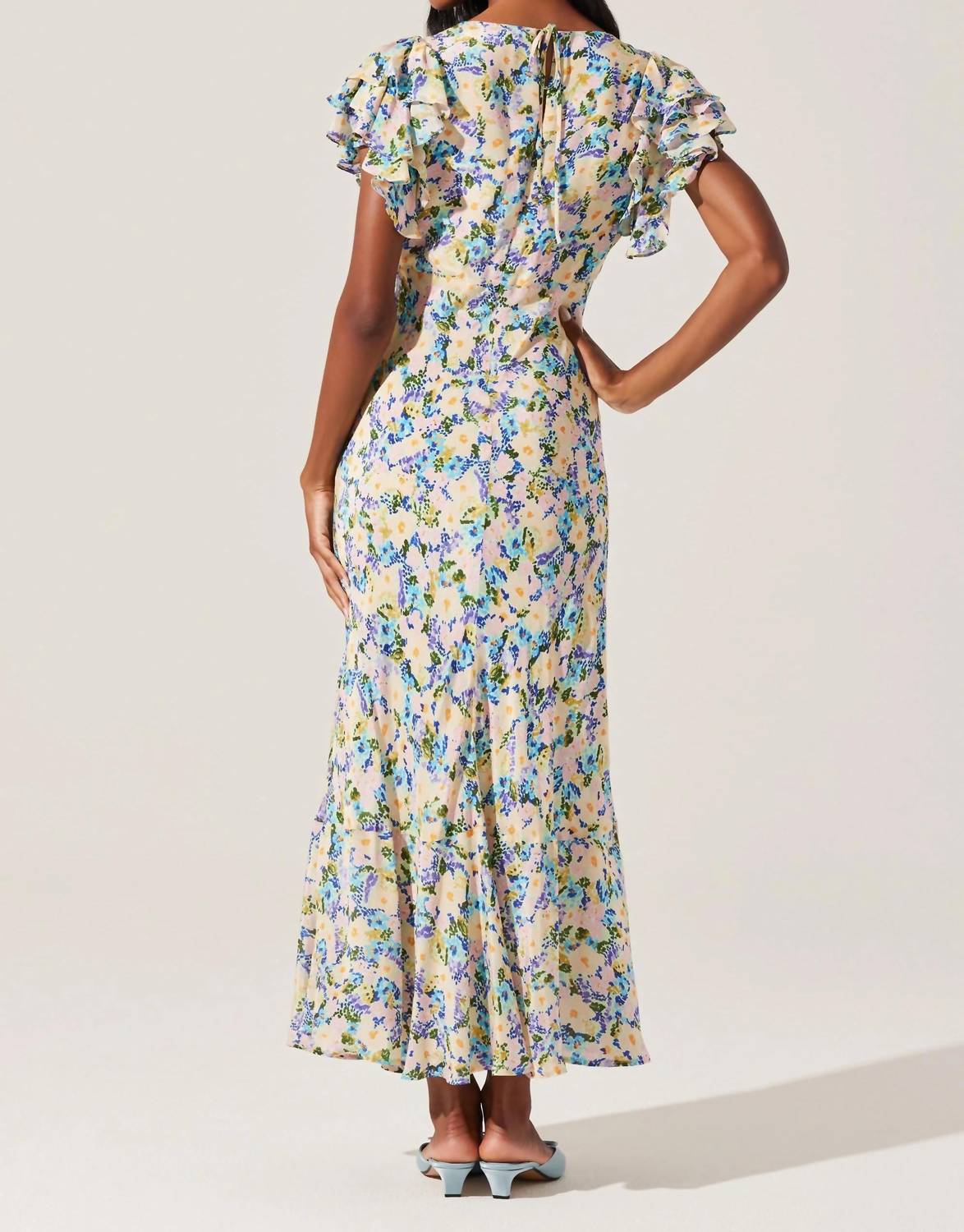 Astr - Celestine Floral Flutter Sleeve Dress