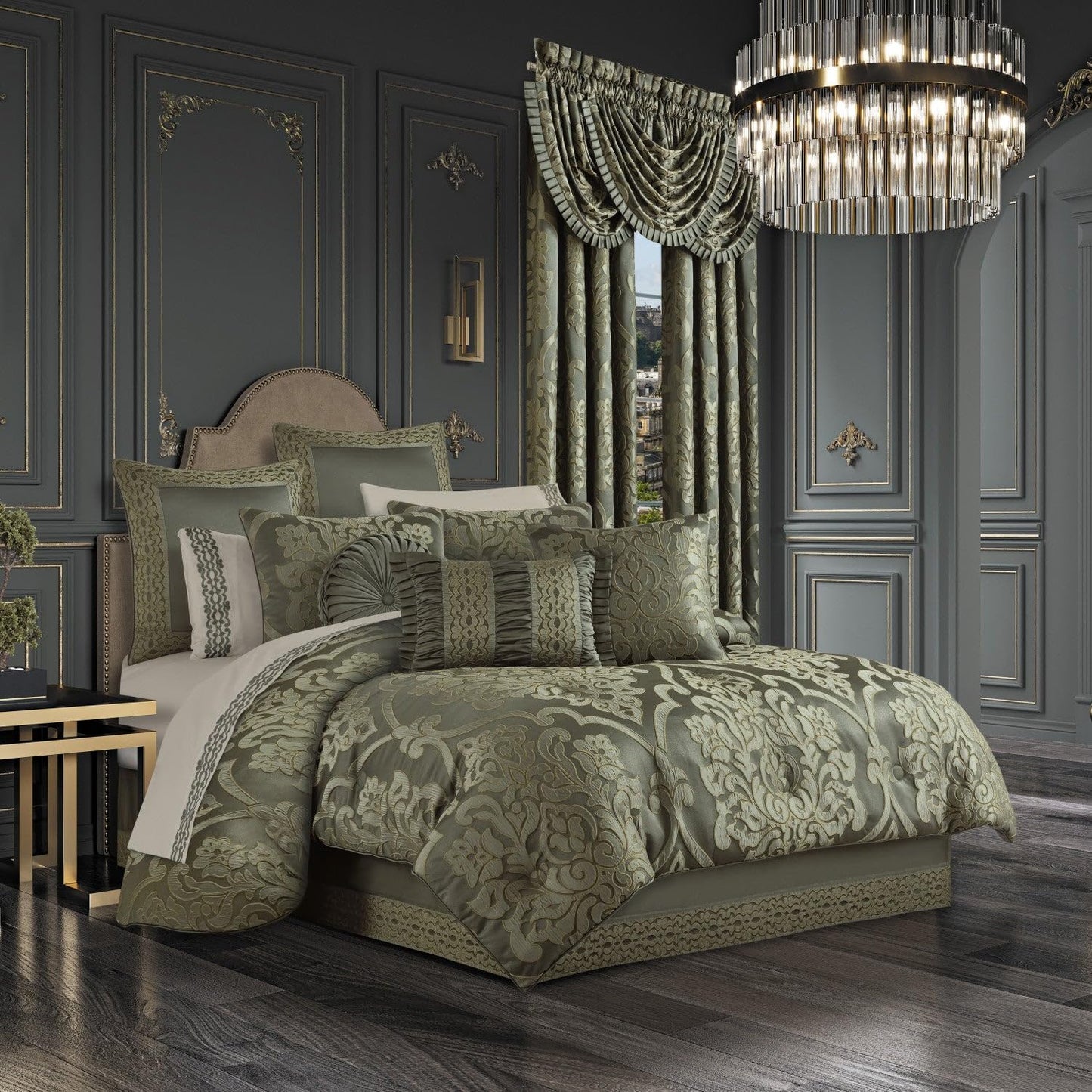 Santino Jade Queen Comforter Set - 4 Piece
