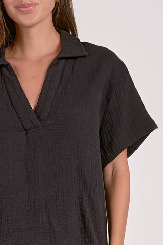 Elan - Short Sleeve V-neck Gauze Top