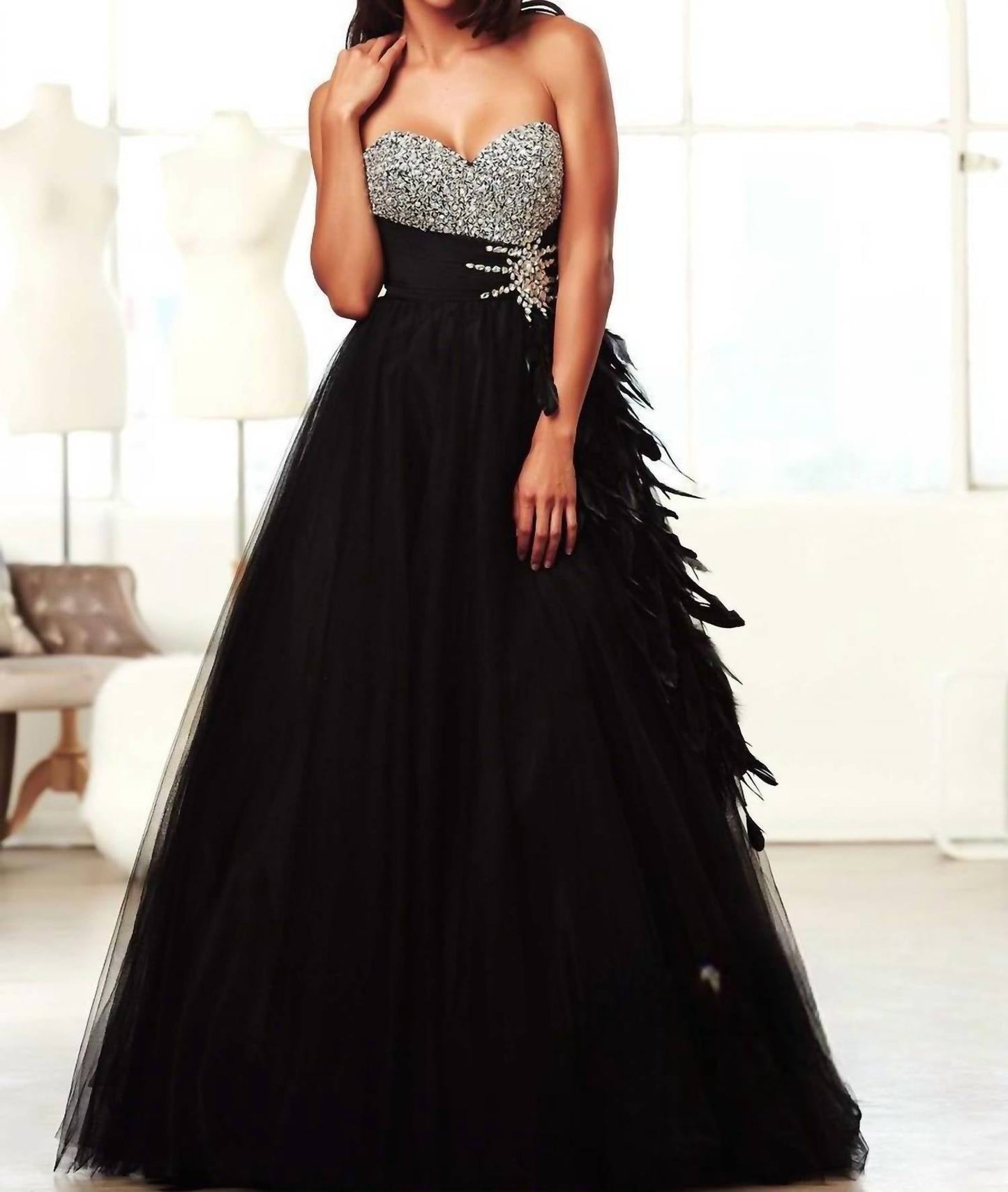 Mac Duggal - Swan-Inspired Ballgown with Feathered Tulle Skirt