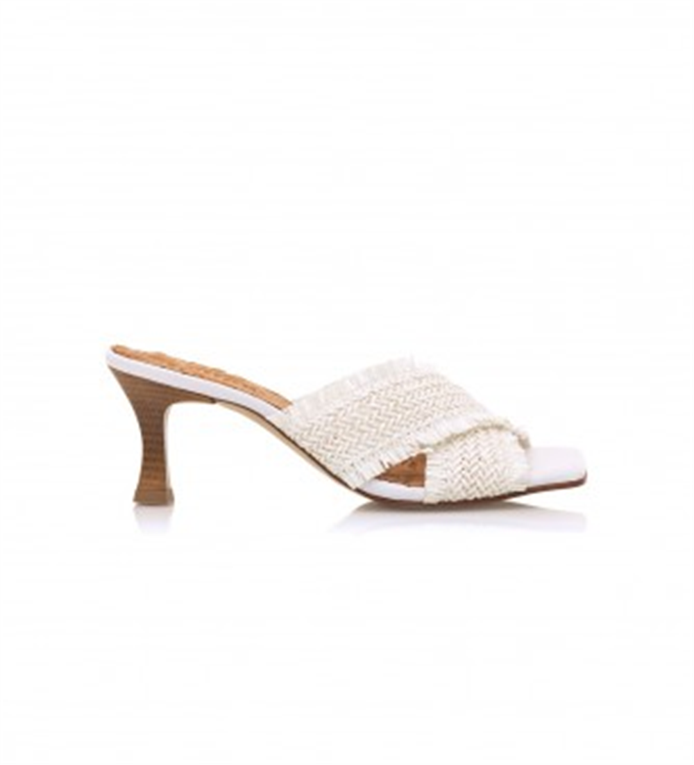 Mustang Women's White Ana Sandals