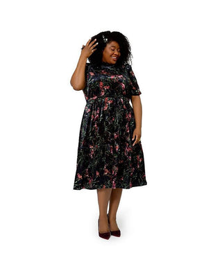 Leota Women's Miranda Floral Velvet Midi Dress Black Size 2X