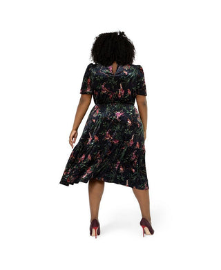Leota Women's Miranda Floral Velvet Midi Dress Black Size 2X