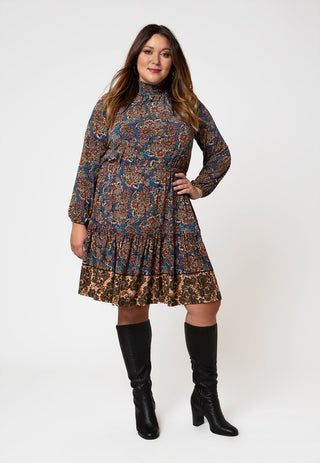 Leota Women's Long Sleeve Olive Dress in Boho Paisley (Curve) Blue