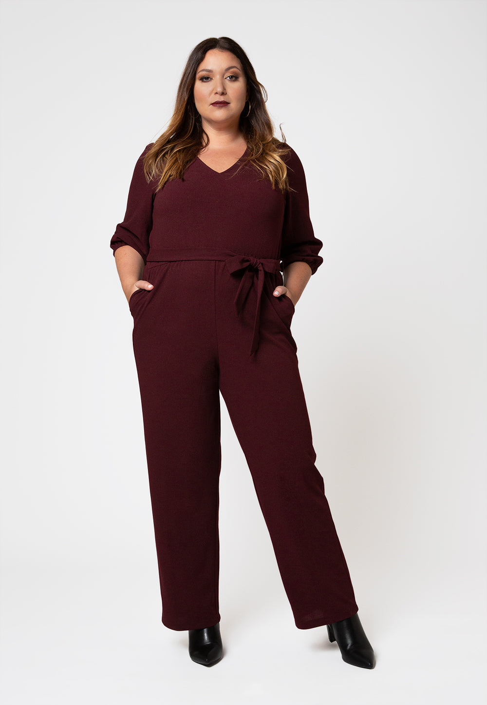 Leota Women's 3/4 Sleeve Sandra Jumpsuit in Maroon (Curve) Red