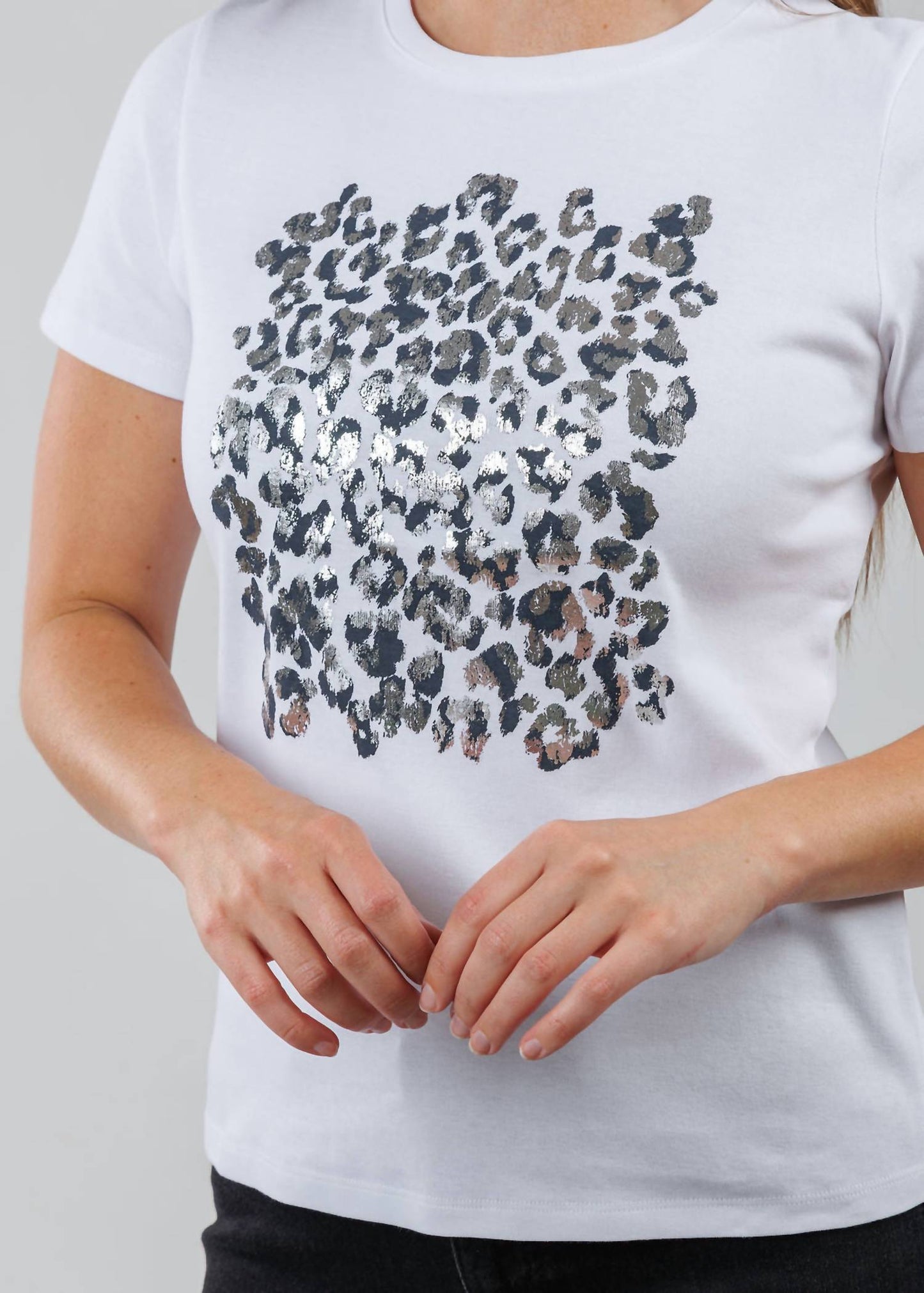 Elliott Lauren - Wild Cheetah Printed Tee