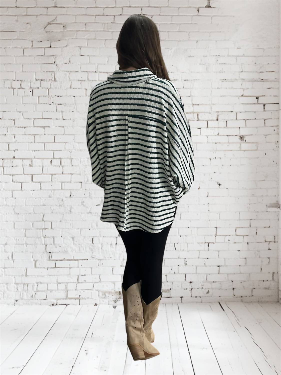 Bucketlist - Women's Collared Button Pocket Top