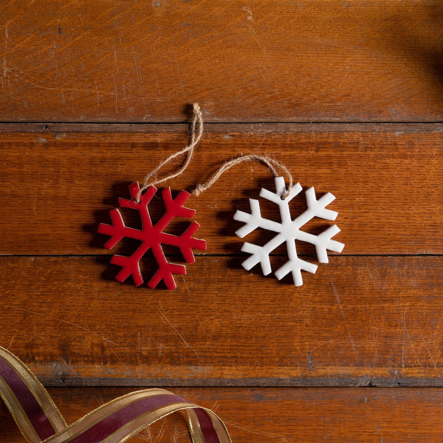 Wood Snowflake Ornament (Set - 12)