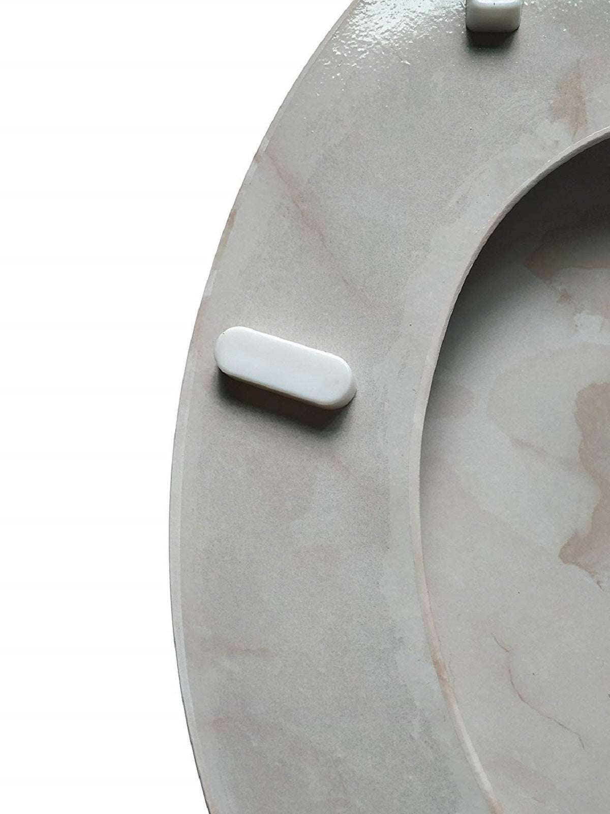 J&V Textiles Round Toilet Seat With Easy Clean & Change Hinge