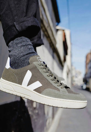 Veja - Men V-12 B-mesh Sneaker