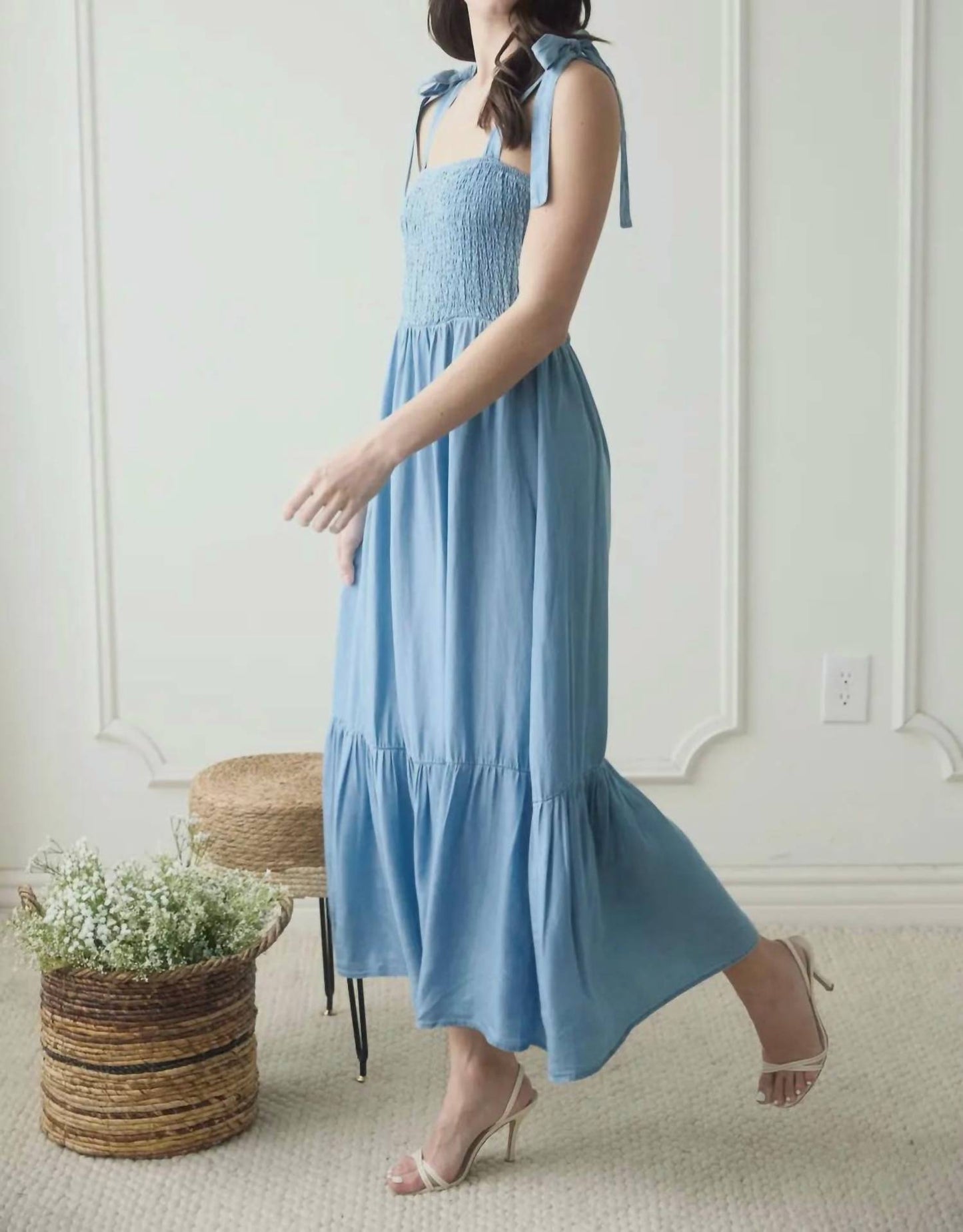 Blu Pepper - Smocked Tie Strap Maxi Dress