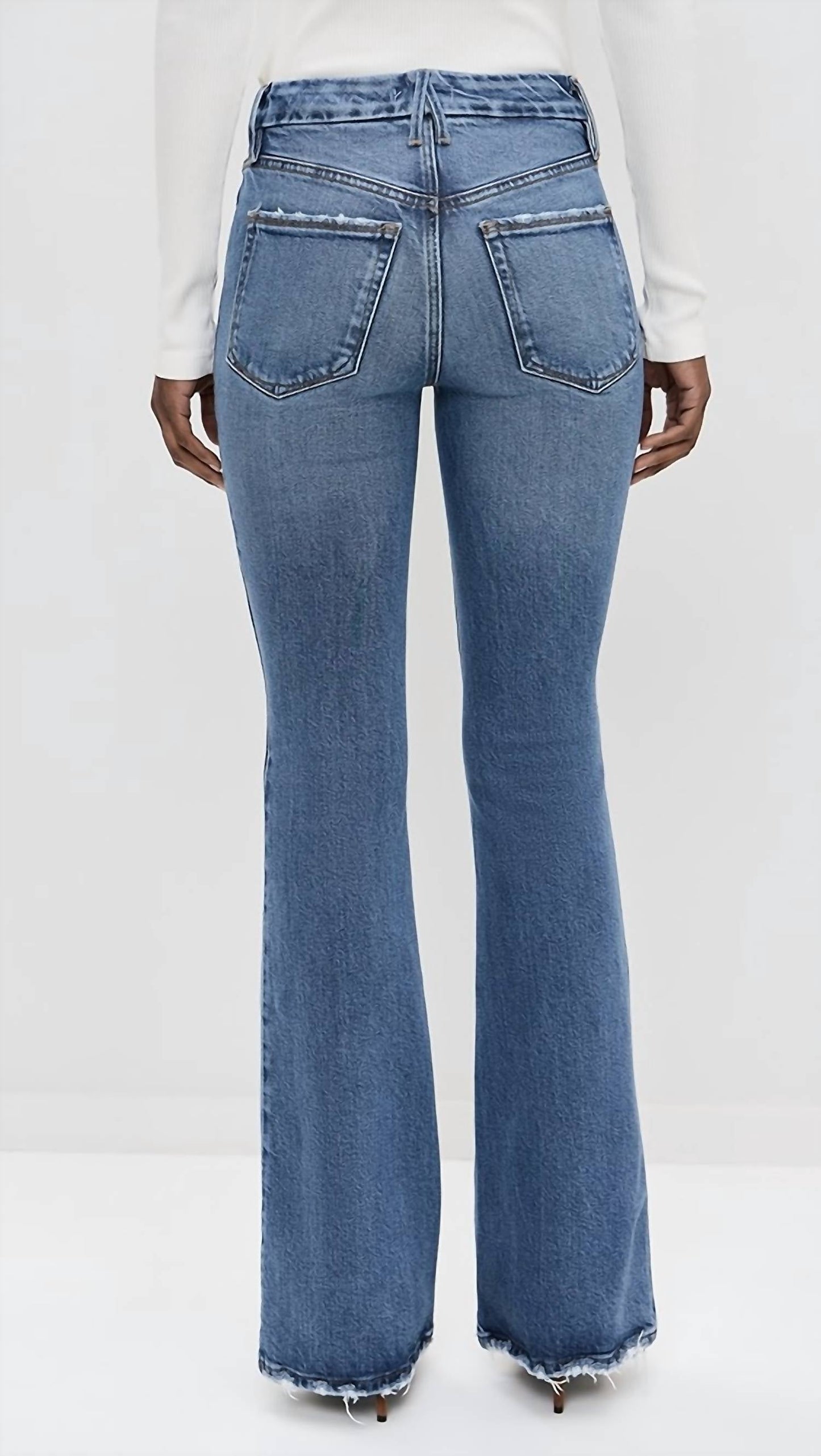 Good American - Good Legs Flare Deep V Yoke Jeans