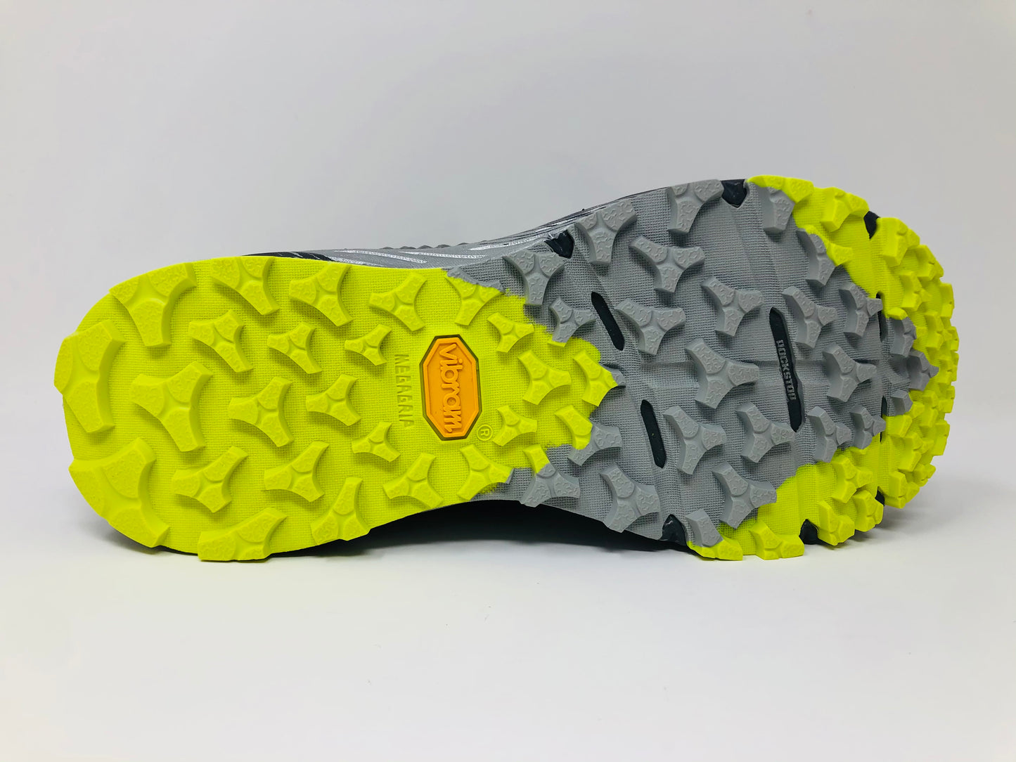 New Balance Women's Summit K.O.M. V1 Running Shoes Grey