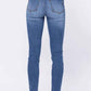 Judy Blue - RAINBOW EMBROIDERY POCKET SKINNY JEAN - PLUS