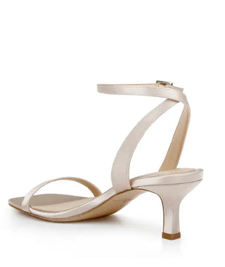 Badgley Mischka Women's Charisma Champagne Satin Sandal Brown Size 7 M