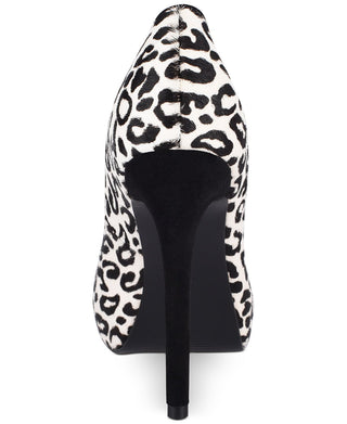 GUESS Women's Honora Platform Pumps White Size 9 M