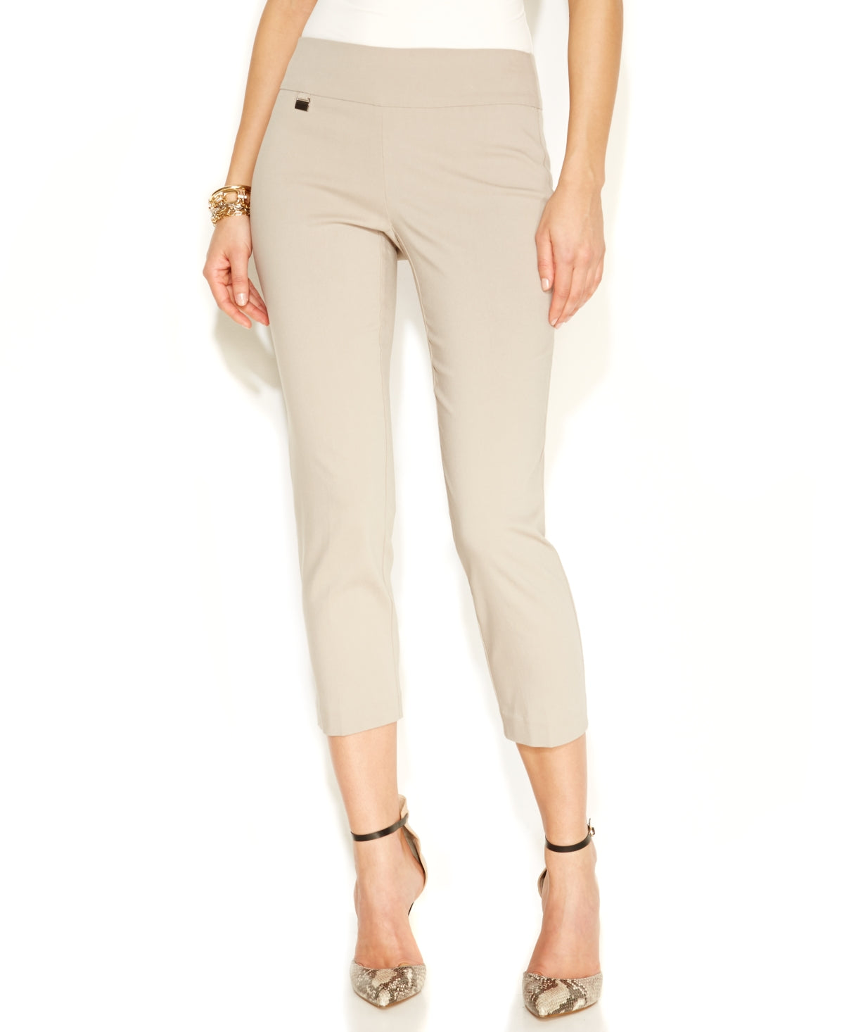 Alfani Women's Essential Pull On With Tummy Control Capri Beige Size 6