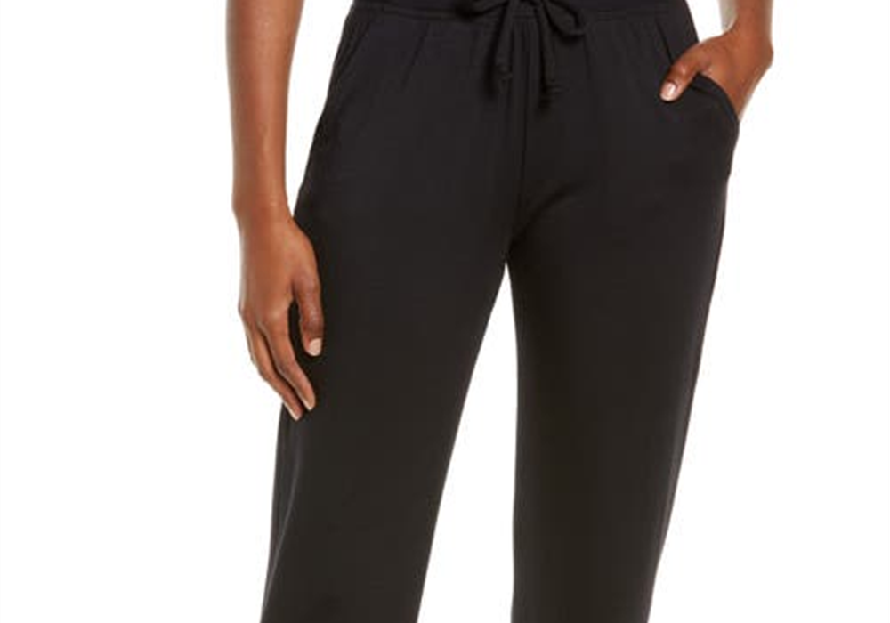 Beyond Yoga Weekend Sweatpants in Black , Size Small Black