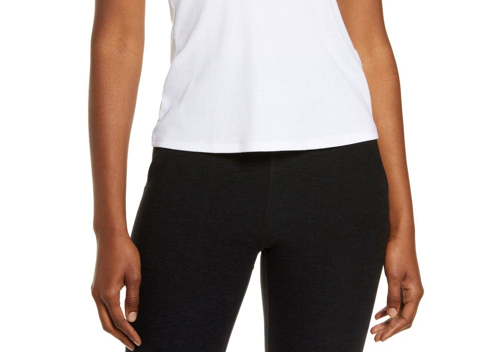 Beyond Yoga Take the Plunge Rib Tank in Redflower , Size Large Red