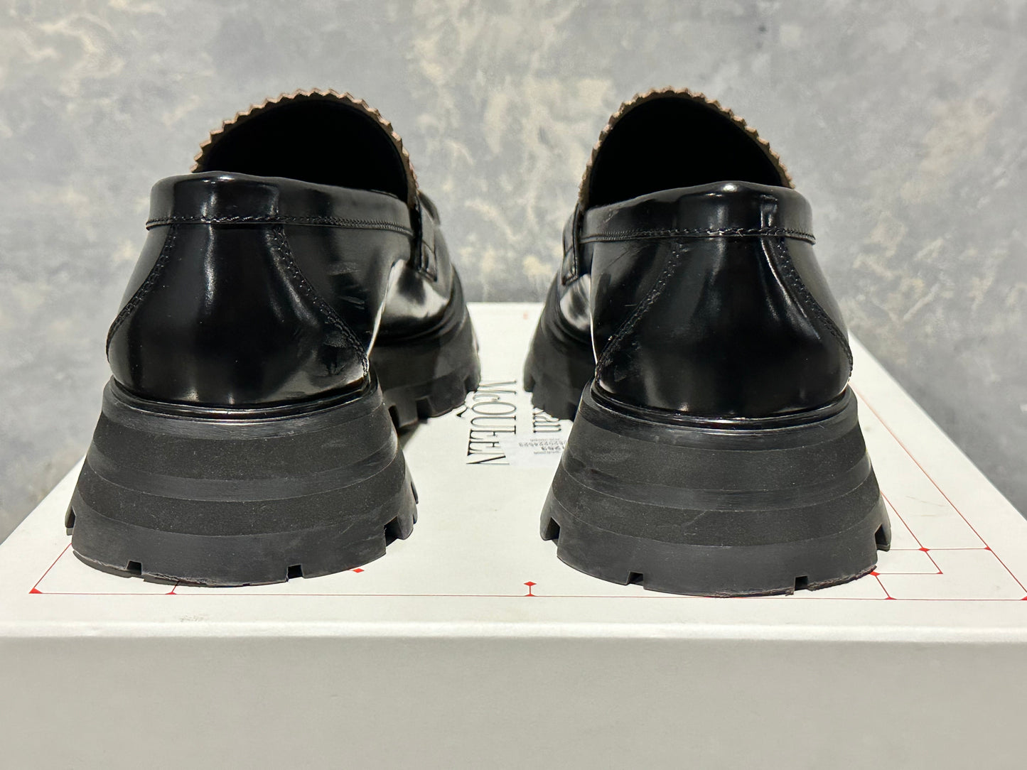 Alexander McQueen Women's Wander Loafer in Black Size 8