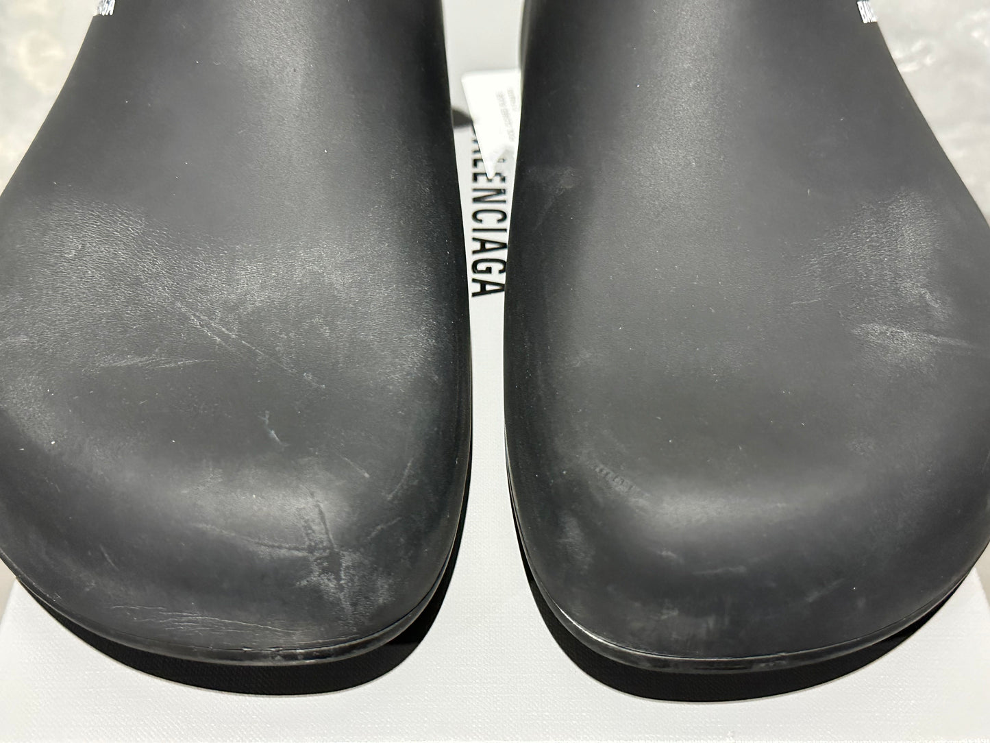 Balenciaga Men's Logo Pool Closed Clog Black Size 9