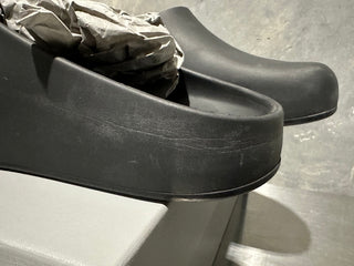 Balenciaga Men's Logo Pool Closed Clog Black Size 9