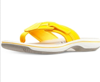 Clarks Women's Brinkley Bree Flip Flops Yellow Size 12 M