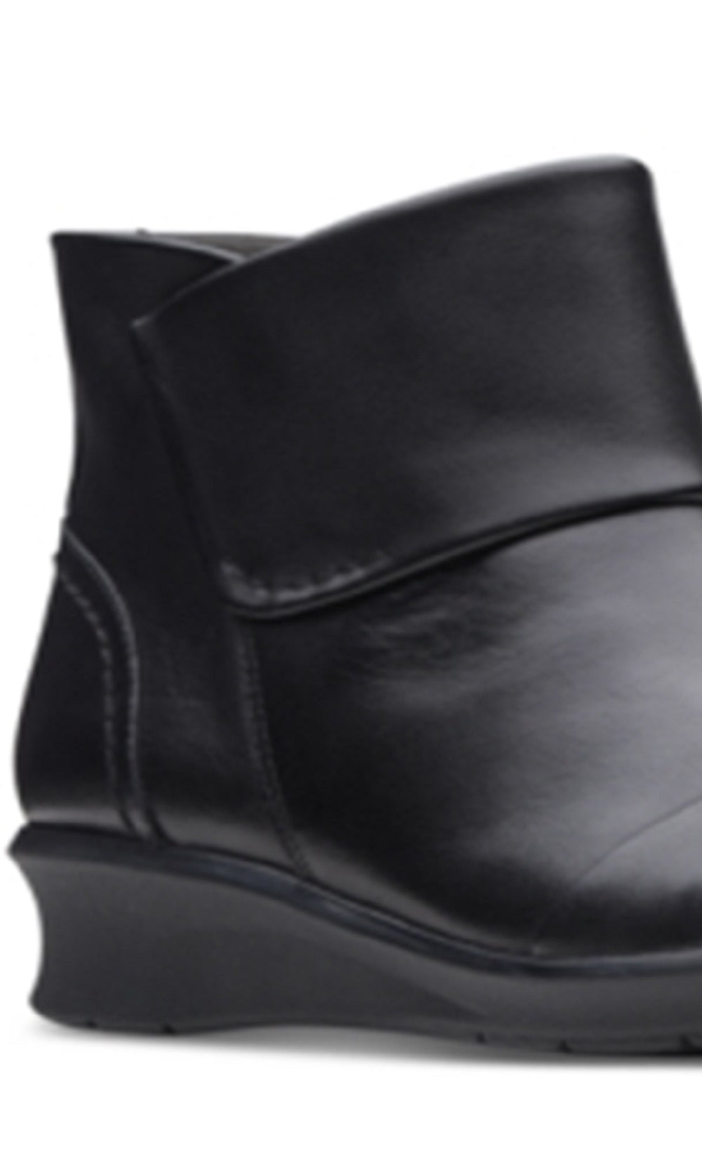 Clarks Women's Hope Track Ankle Boot Black Size 8.5 M