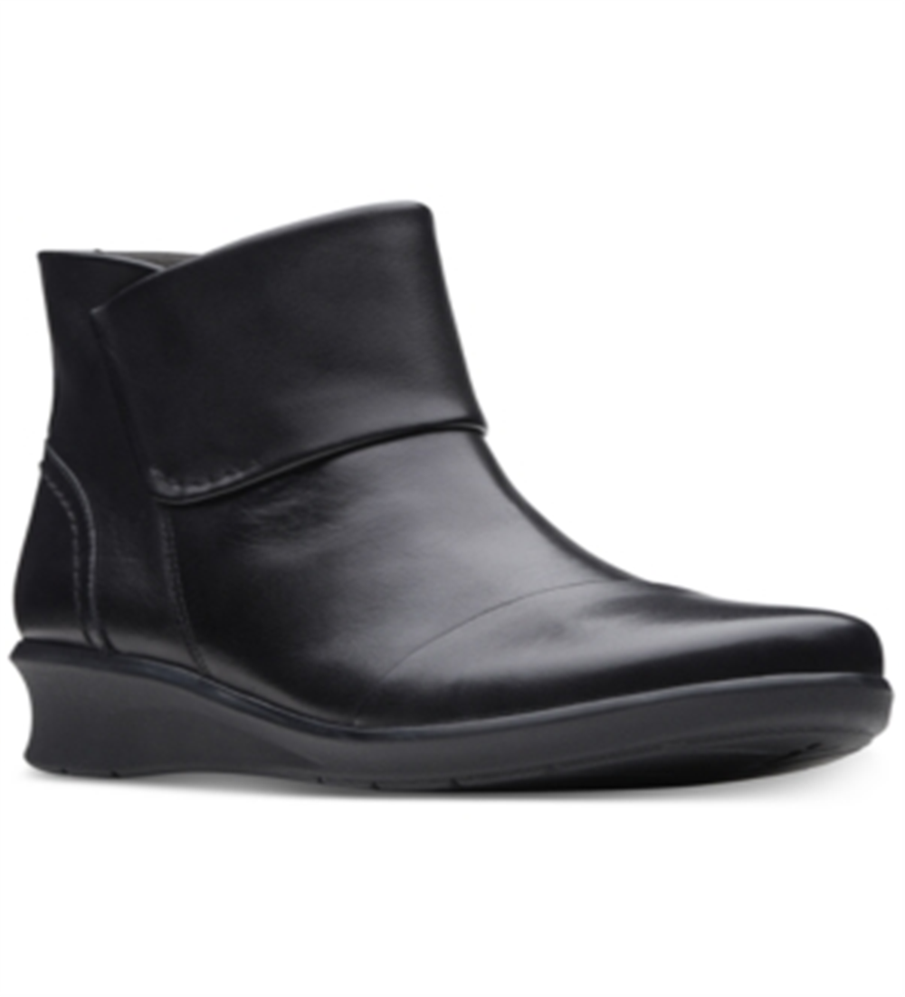 Clarks Women's Hope Track Ankle Boot Black Size 8.5 M