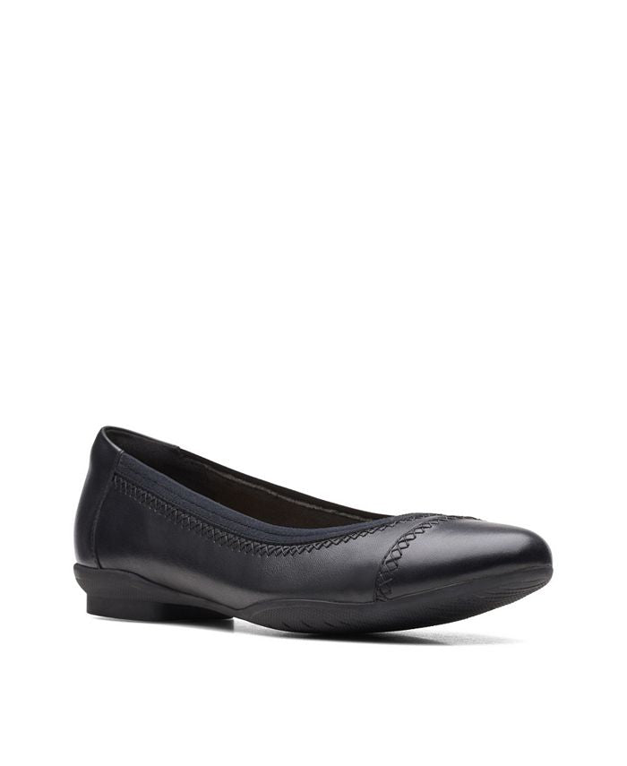Clarks Women's Collection Sara Bay Flats Black Size 8.5 M