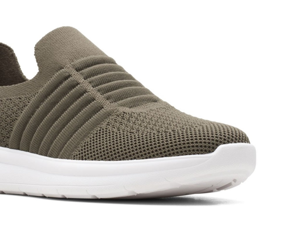 Clarks Women's Cloud Steppers Ezera Walk Sneaker Shoes Green Size 12 B - M