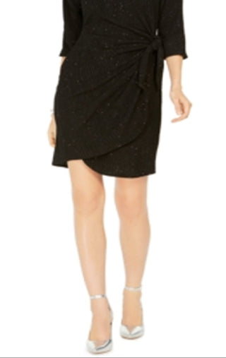 Signature by Robbi Bee Women's Glitter 3/4 Sleeve Jewel Neck Above The Knee Cocktail Sheath Dress Black Size Petite Large