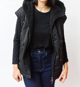 Jocelyn - Women Beanie with Sequins