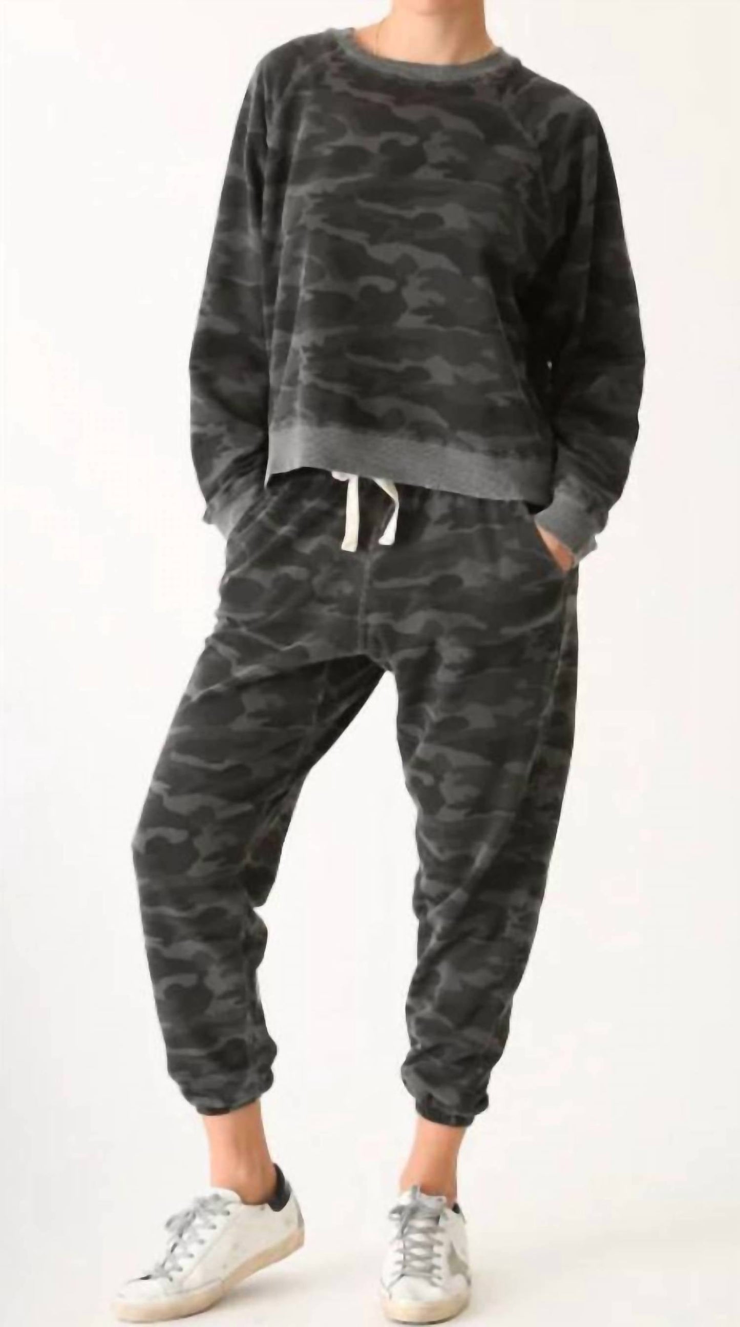 Electric & Rose - Classic Sweatshirt - Camo