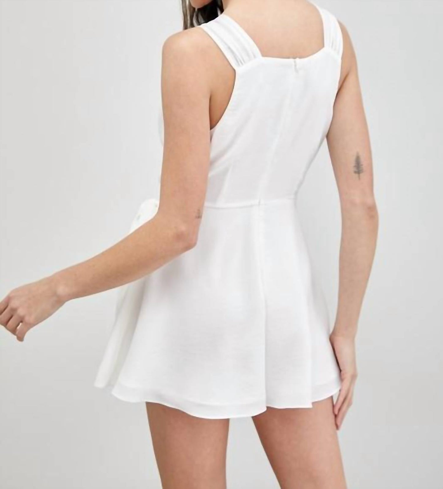 Do+Be - Trim Detail Side Tie Romper