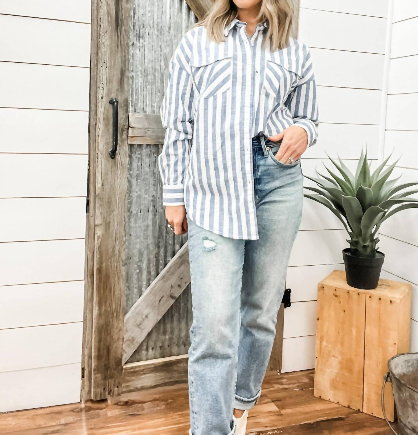 Ariat - Baggy Button Up Shirt