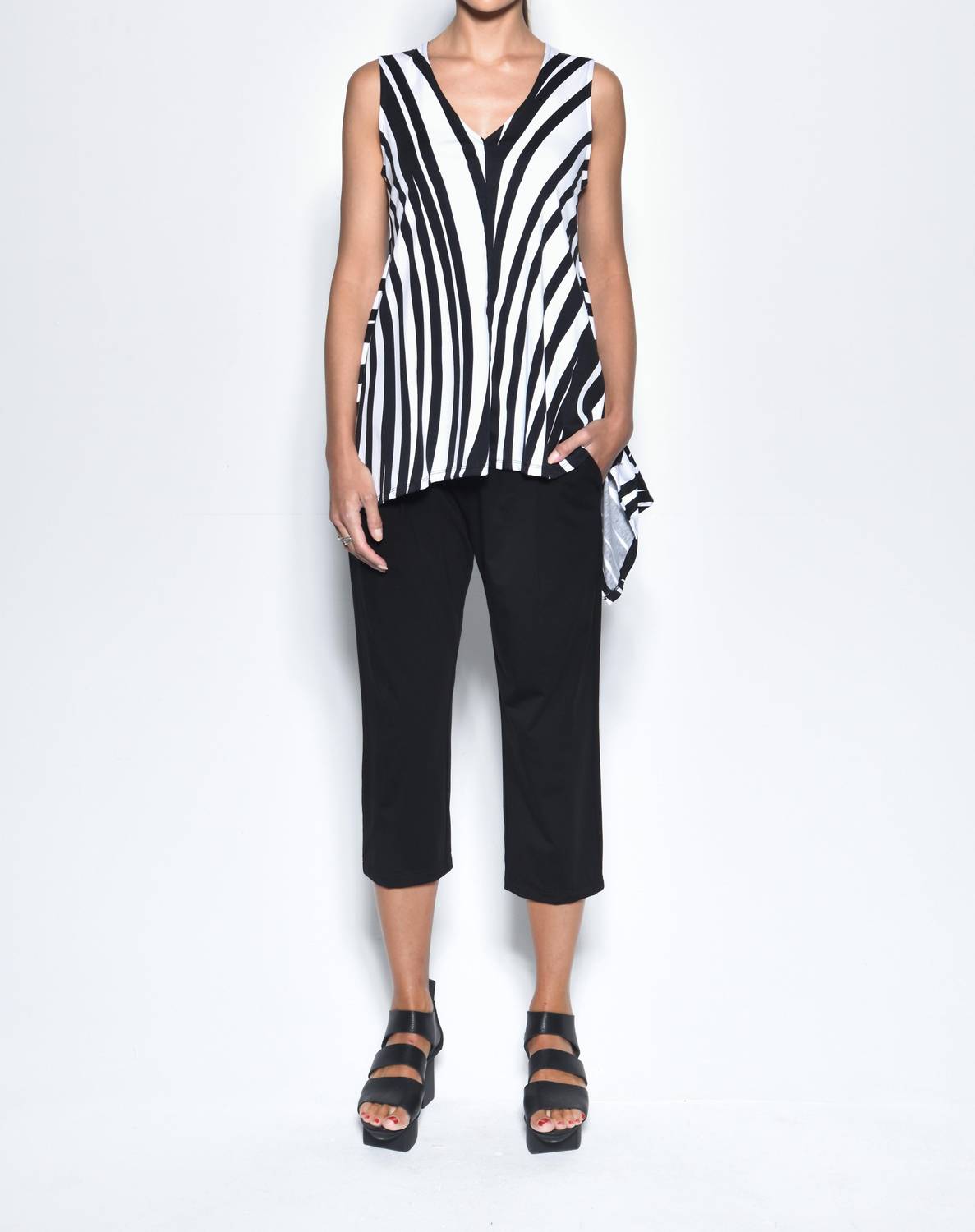 Simply Mila - Irene Sleeveless Top