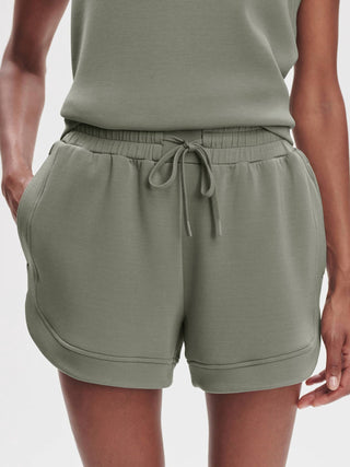 Varley - Ollie High Rise Shorts